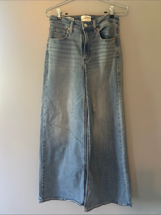 Universal Thread Denim - Universal Thread Medium Blue Flared Wide-Leg Jeans